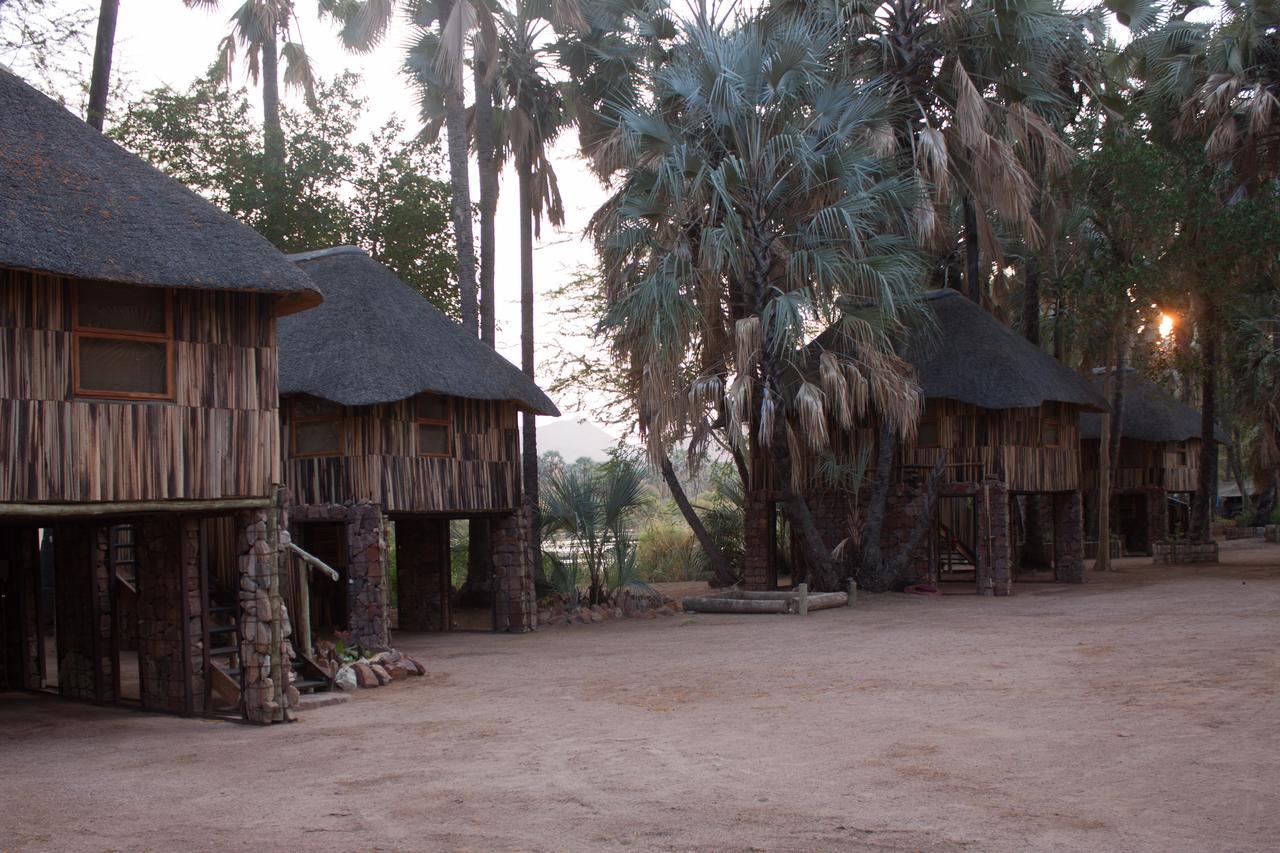 Epupa Falls Lodge 外观 照片